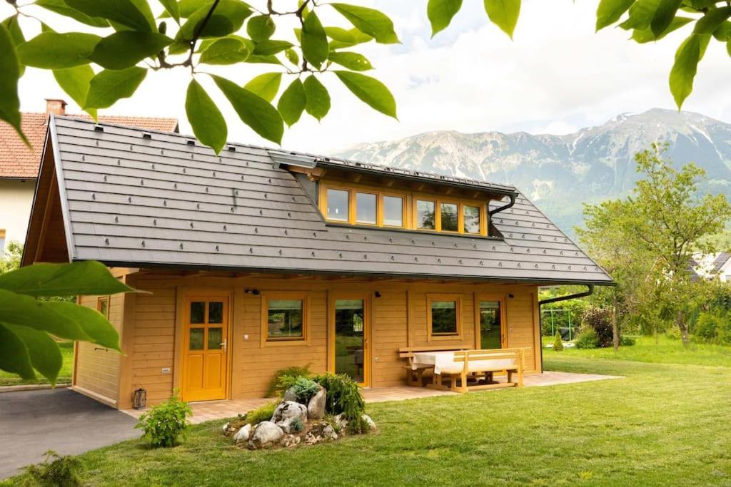 A Nest Under The Karawanks Ferienhaus Zirovnica